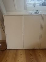 Mobiletto con ante ikea