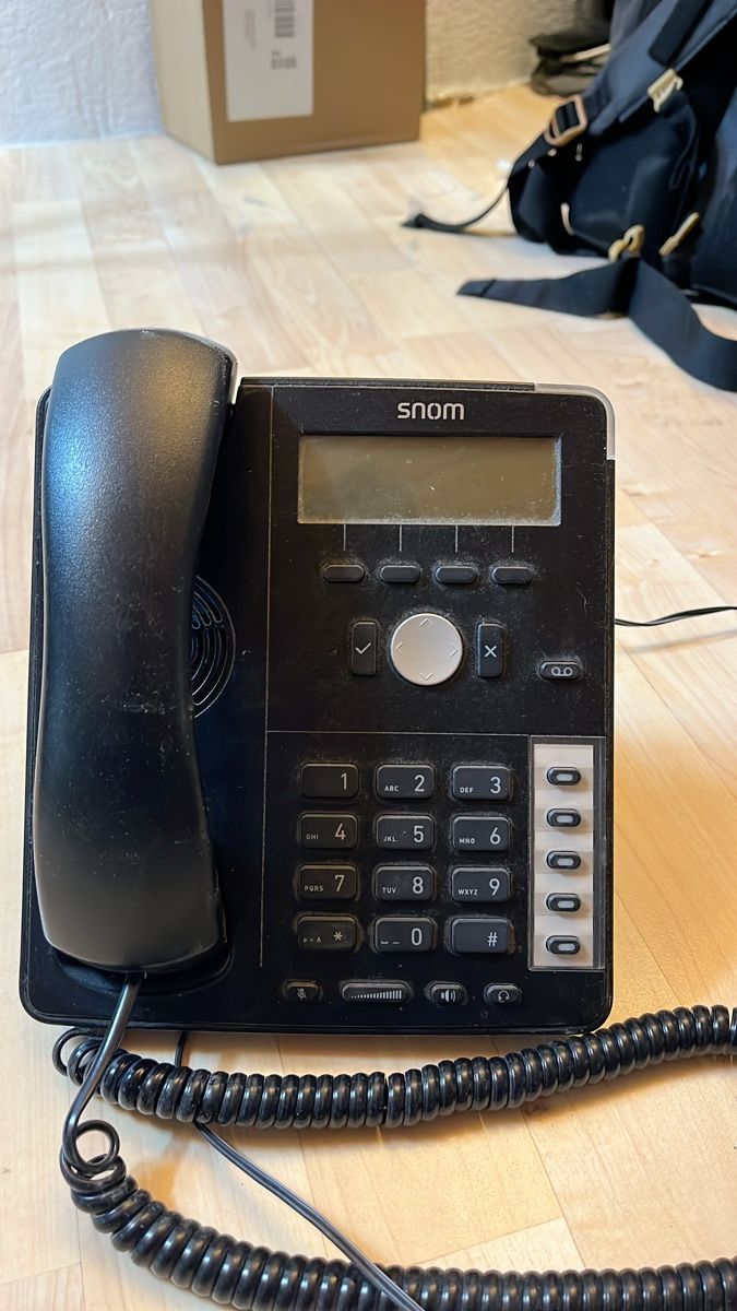 Snom Telefone: SNOM D715 Tischtelefon  – Gebraucht aus Zofingen von Flo5