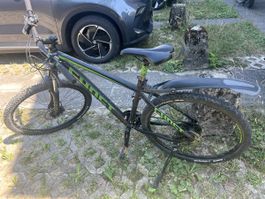 Ghost Mountainbike 27.5 Zoll, hintere Bremse kaputt 