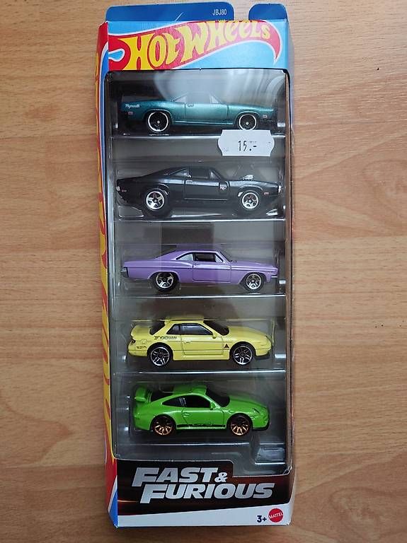 Hot Wheels Modellini d'auto: Hot Wheels Fast & Furious – Nuovo e nell'imballaggio originale da Leuzigen venduto da Darcry
