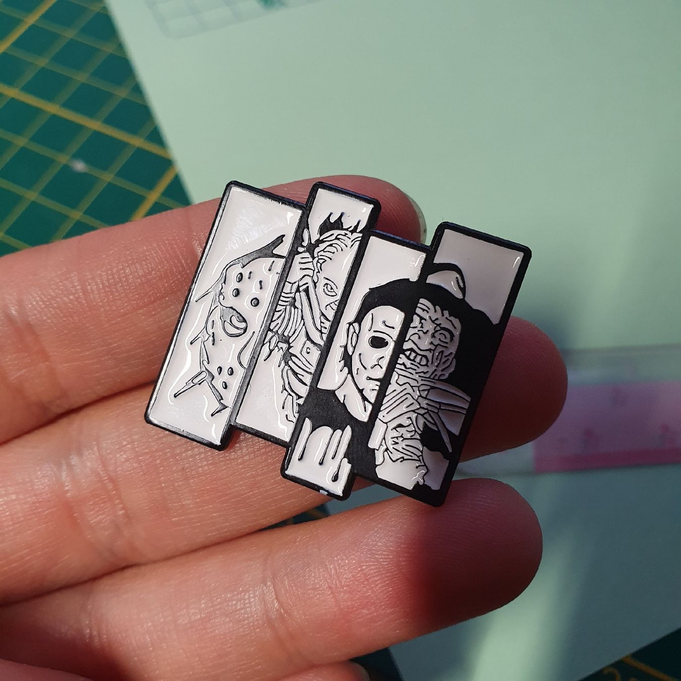 Plaketten & Abzeichen: Horrorfilme Pin – Neu (gemäss Beschreibung) aus Herzogenbuchsee von ecrn23 4