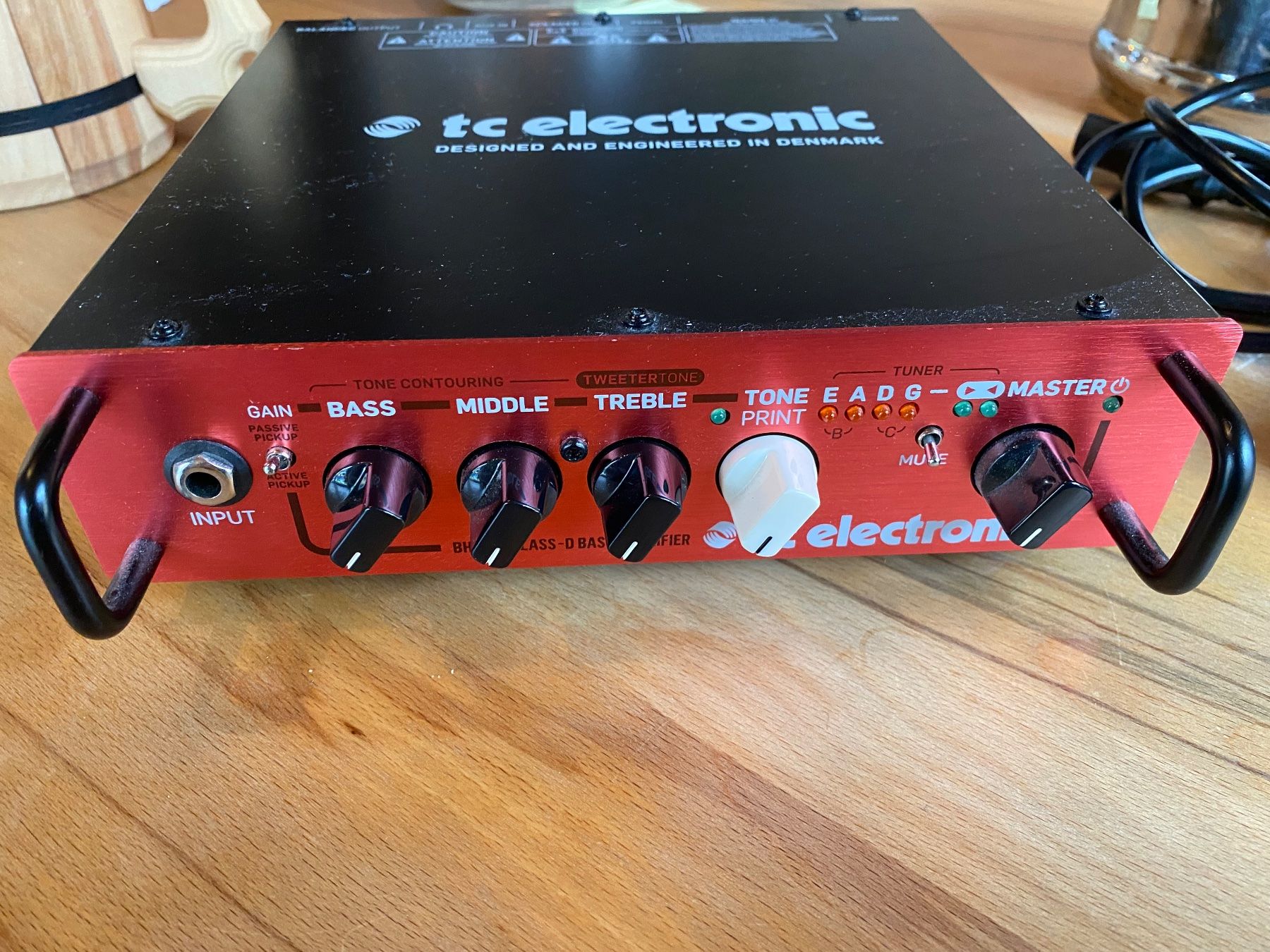 Musikinstrumente: TC Electronics BH 250 - Defekt – Gebraucht aus Winterthur von