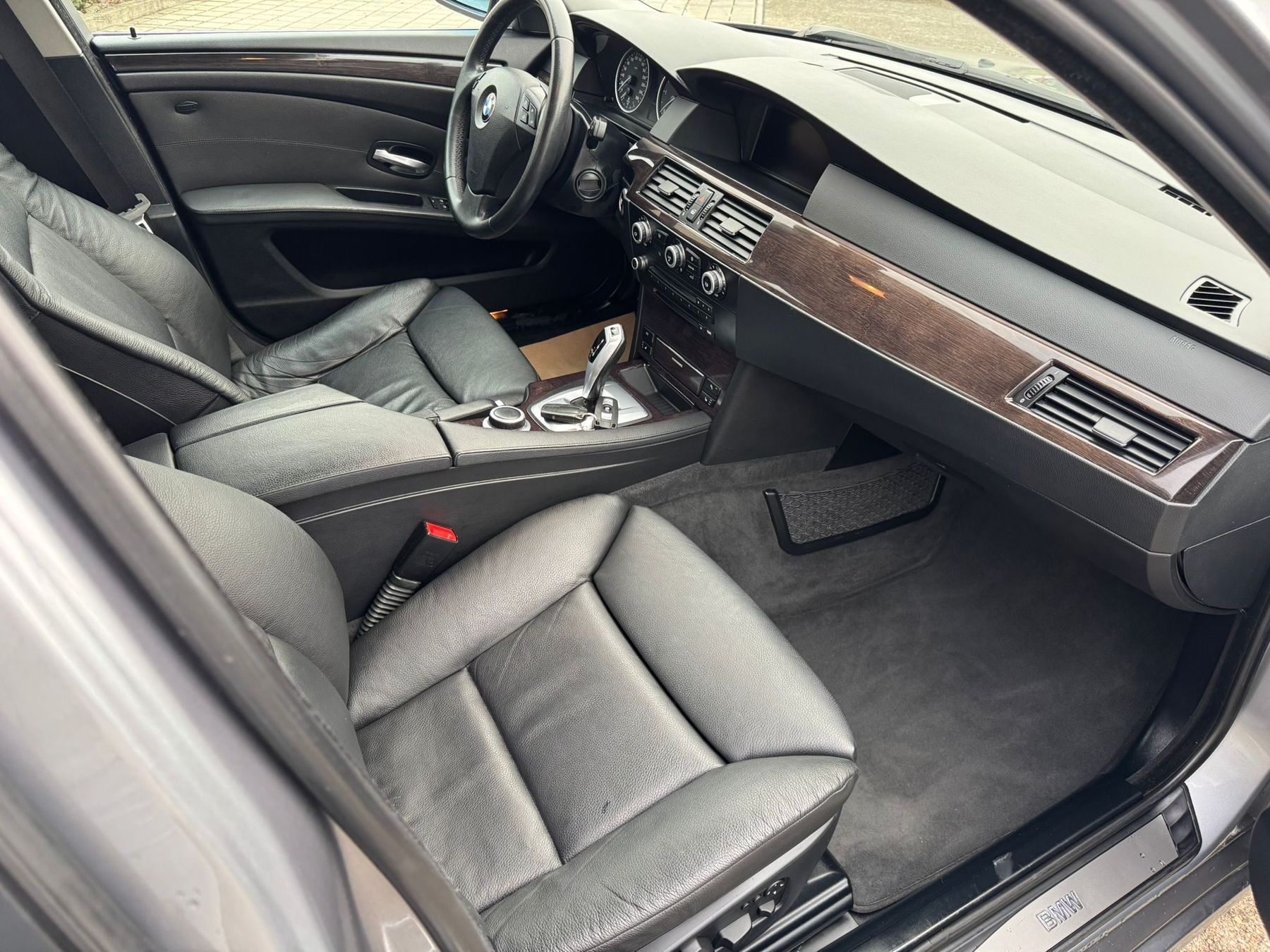 BMW Automobili: Bmw 525xd – Usato da Gossau SG venduto da res_jt79 6