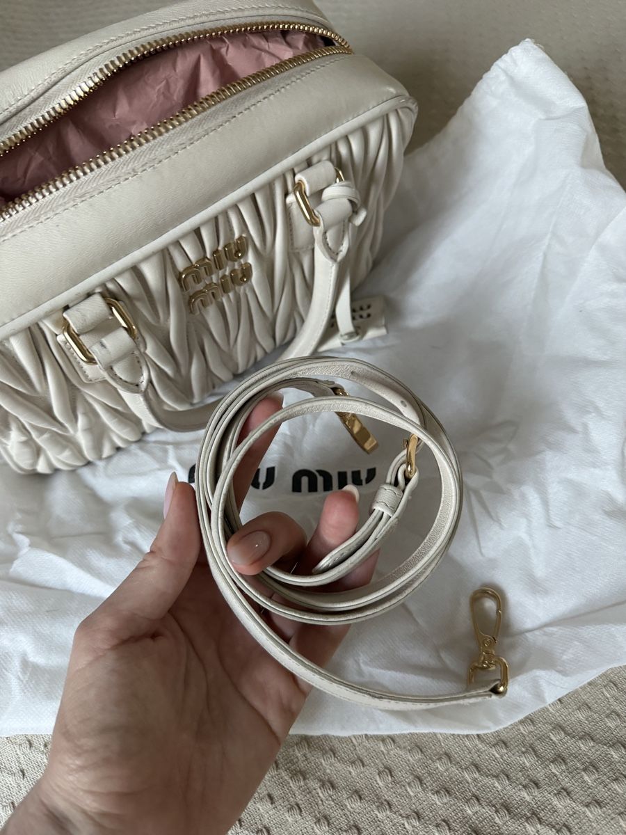 Miu Miu Sacs femmes: Miu Miu Arcadie bag authentic! – D'occasion à Geneve par ingamff 4