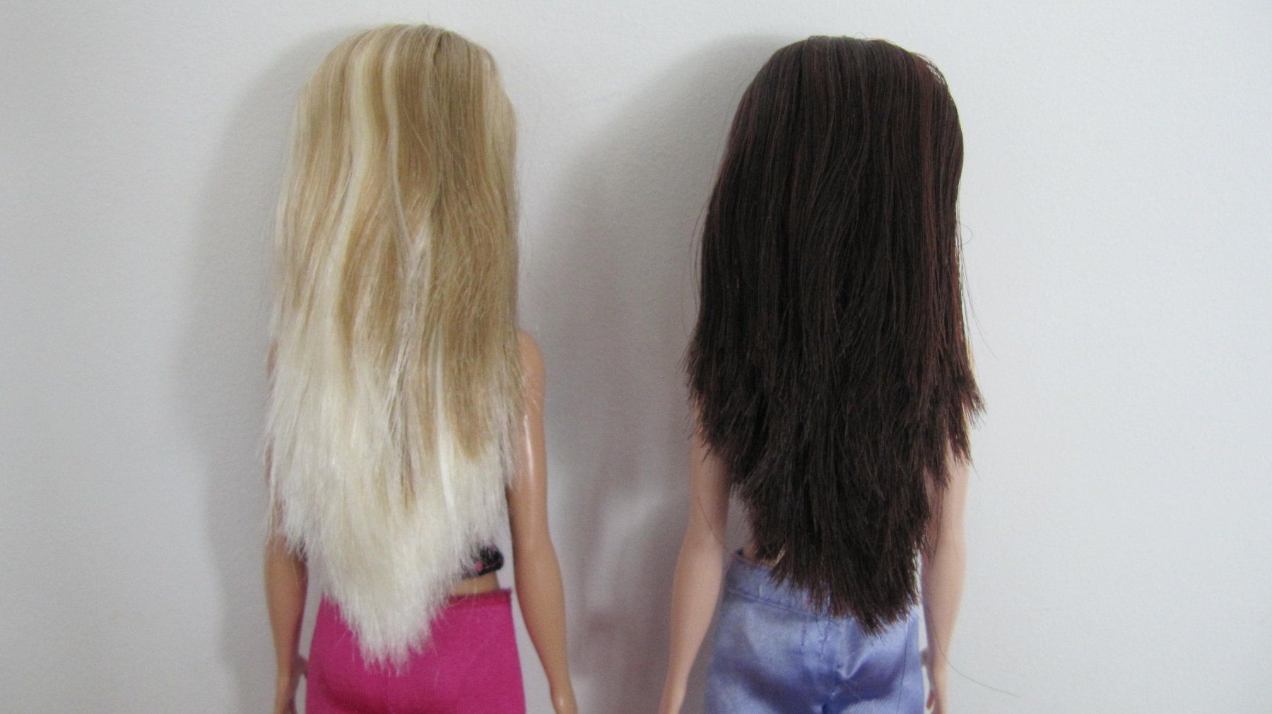 Bambole: Schöne Barbie Puppen 2er Set – Usato da Brunnen venduto da Kiwiland1 6
