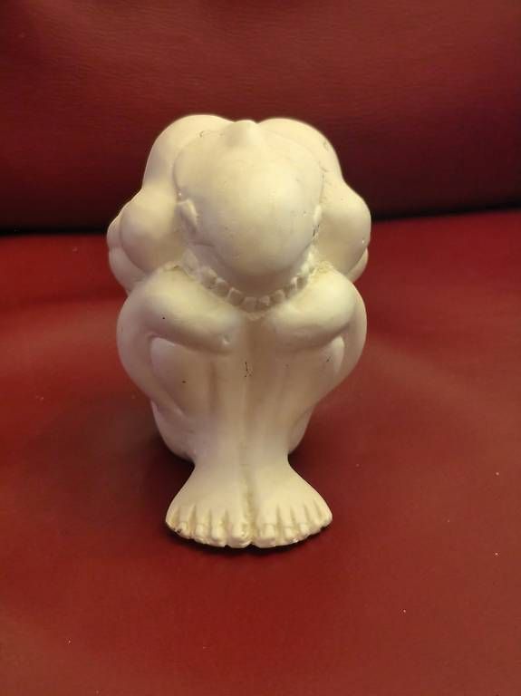Statuette: Kleine weisse dekorative Figur – Usato da Ascona venduto da ArtRomantica 2