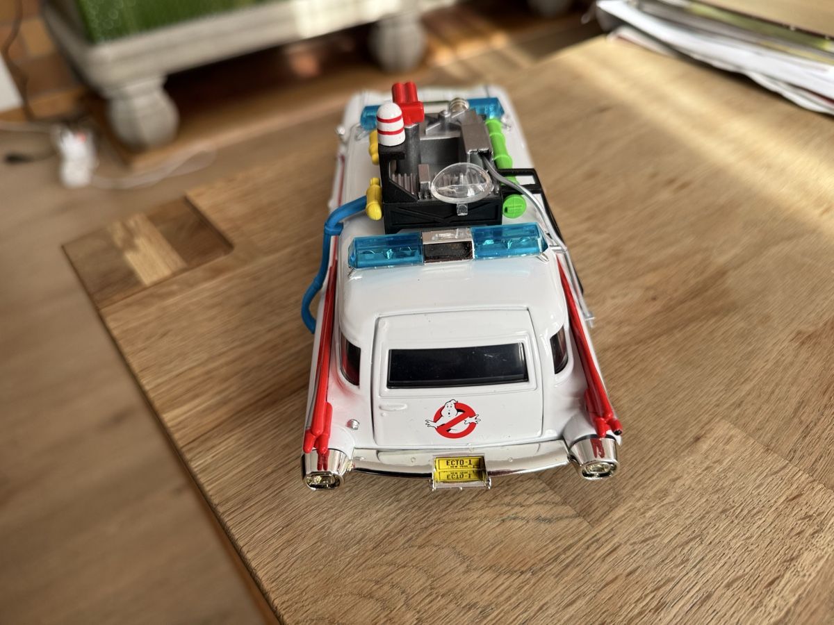 Jada Toys Modellini d'auto: Ghost Busters Cadillac – Nuovo (secondo la descrizione) da Rorbas venduto da zsoltar 1