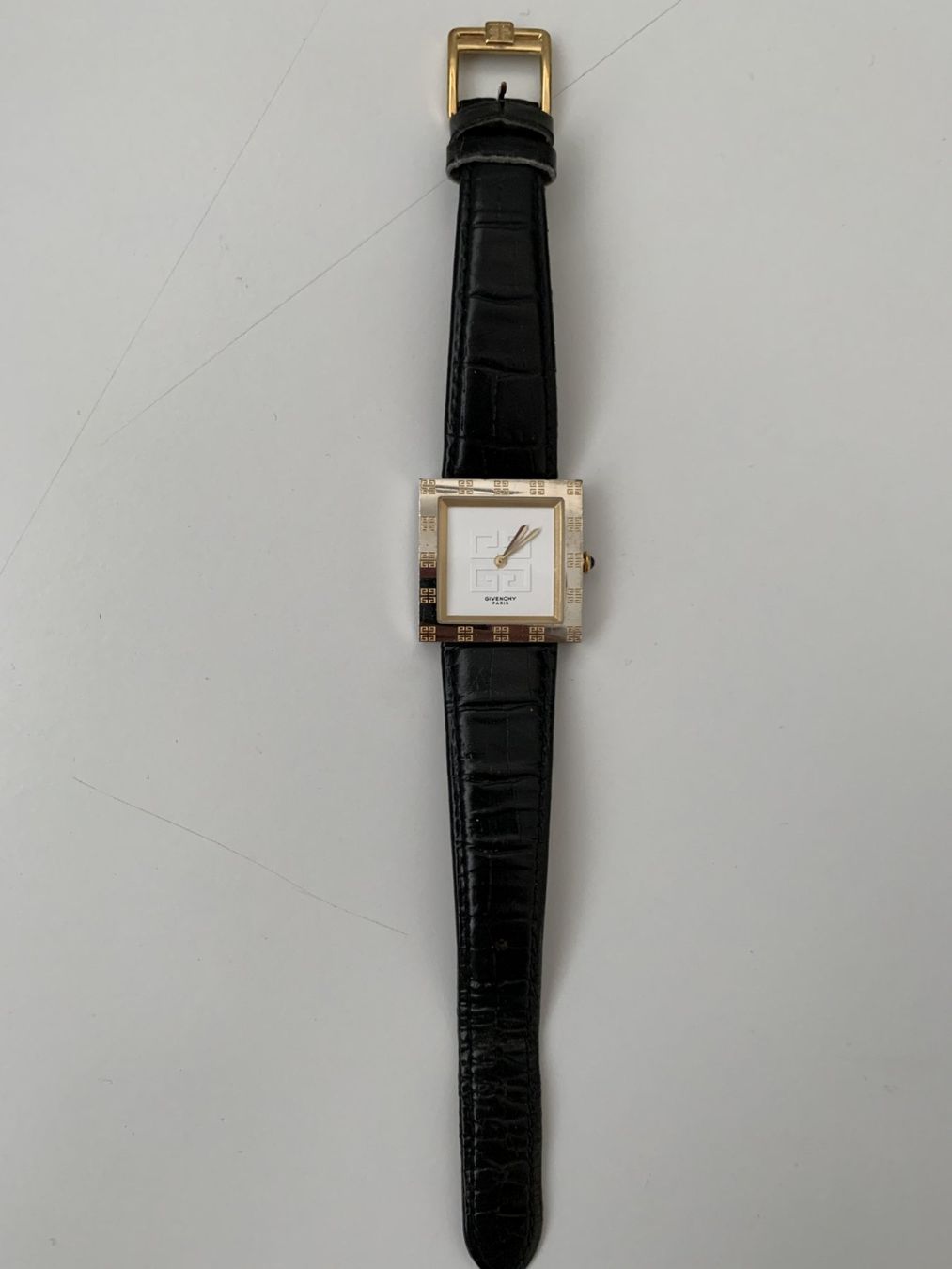 Givenchy Orologi: Armbanduhr "GIVENCHY" – Usato da Wil SG venduto da horizonte254 3