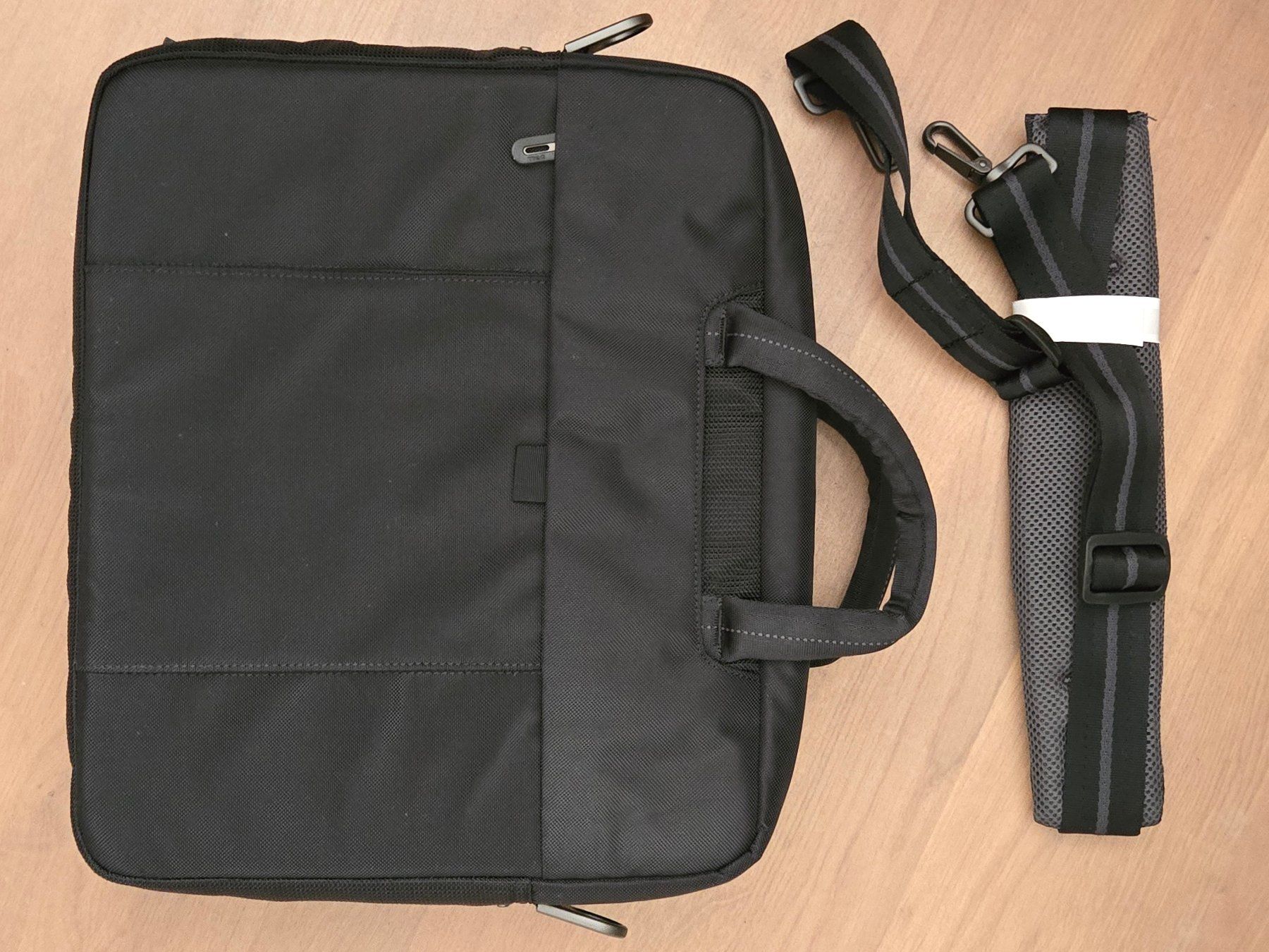 Dell Borse: Notebook-/Laptop-Tasche Dell – Nuovo e nell'imballaggio originale da Safnern venduto da ing_mat_sc 3