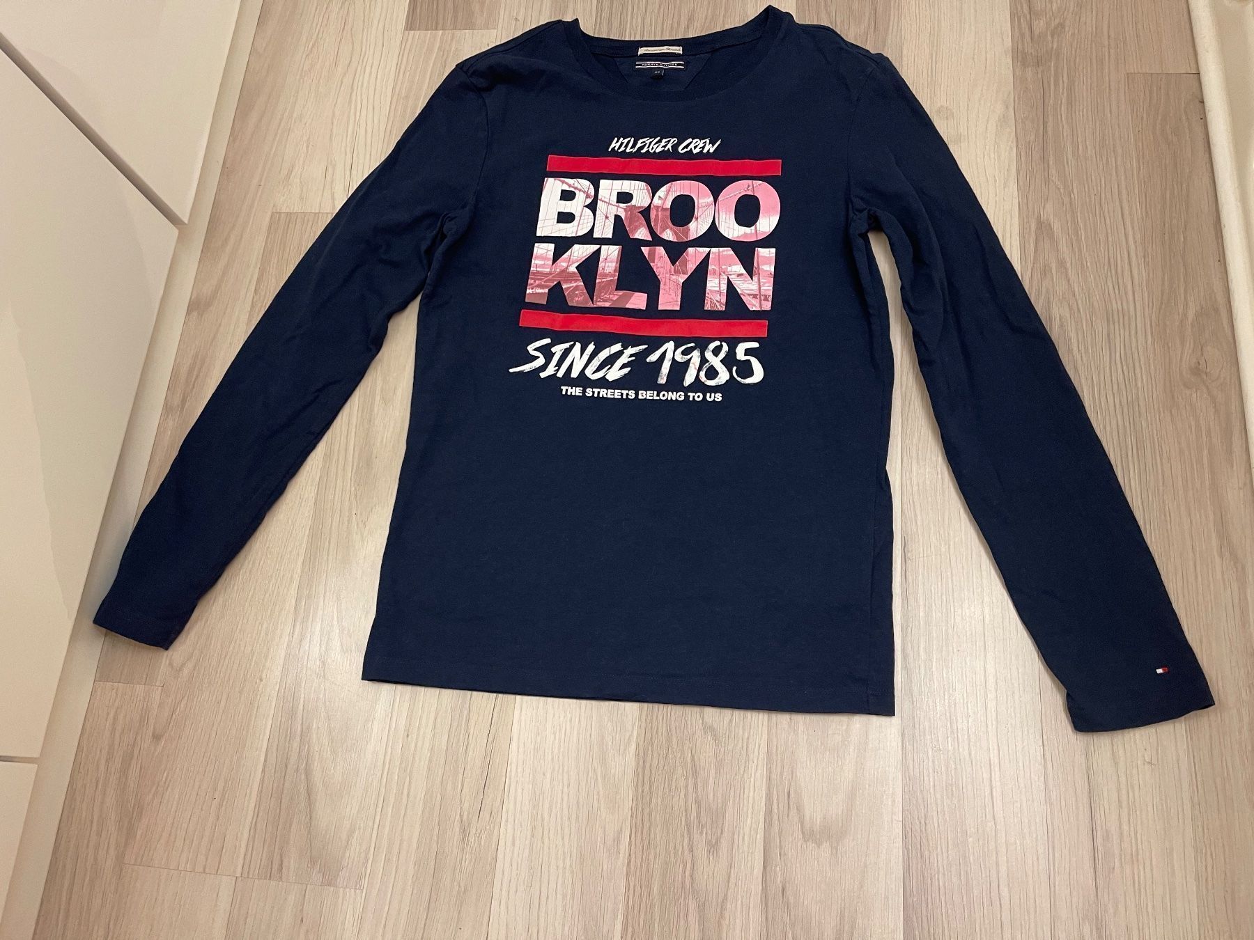 Tommy Hilfiger Maglioni & Felpe: Original Tommy Hilfiger Sweatshirt Größe 164 – Usato da Stein AG venduto da Vesna-aa