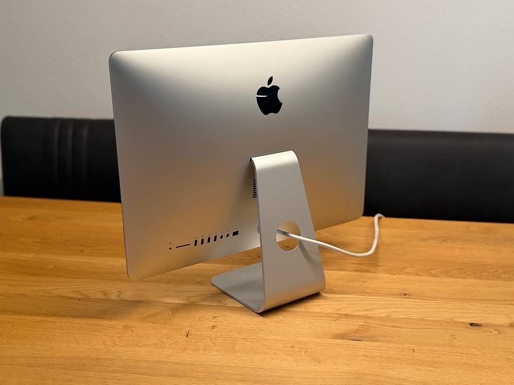 Apple PC: iMac 21.5  late 2015 – Usato da Saas-Grund venduto da Benato11
