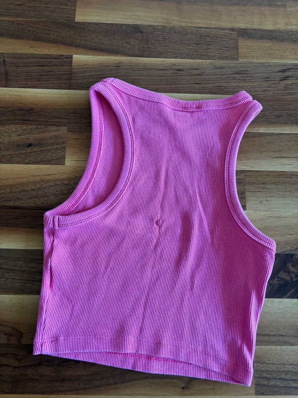 H&M Top: H&M Tanktop / XS / Fuchsia – Usato da Winkel venduto da masrisa 1