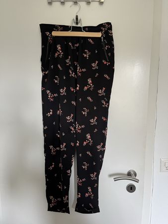 Pantalon d’été fleurs 38 🌷