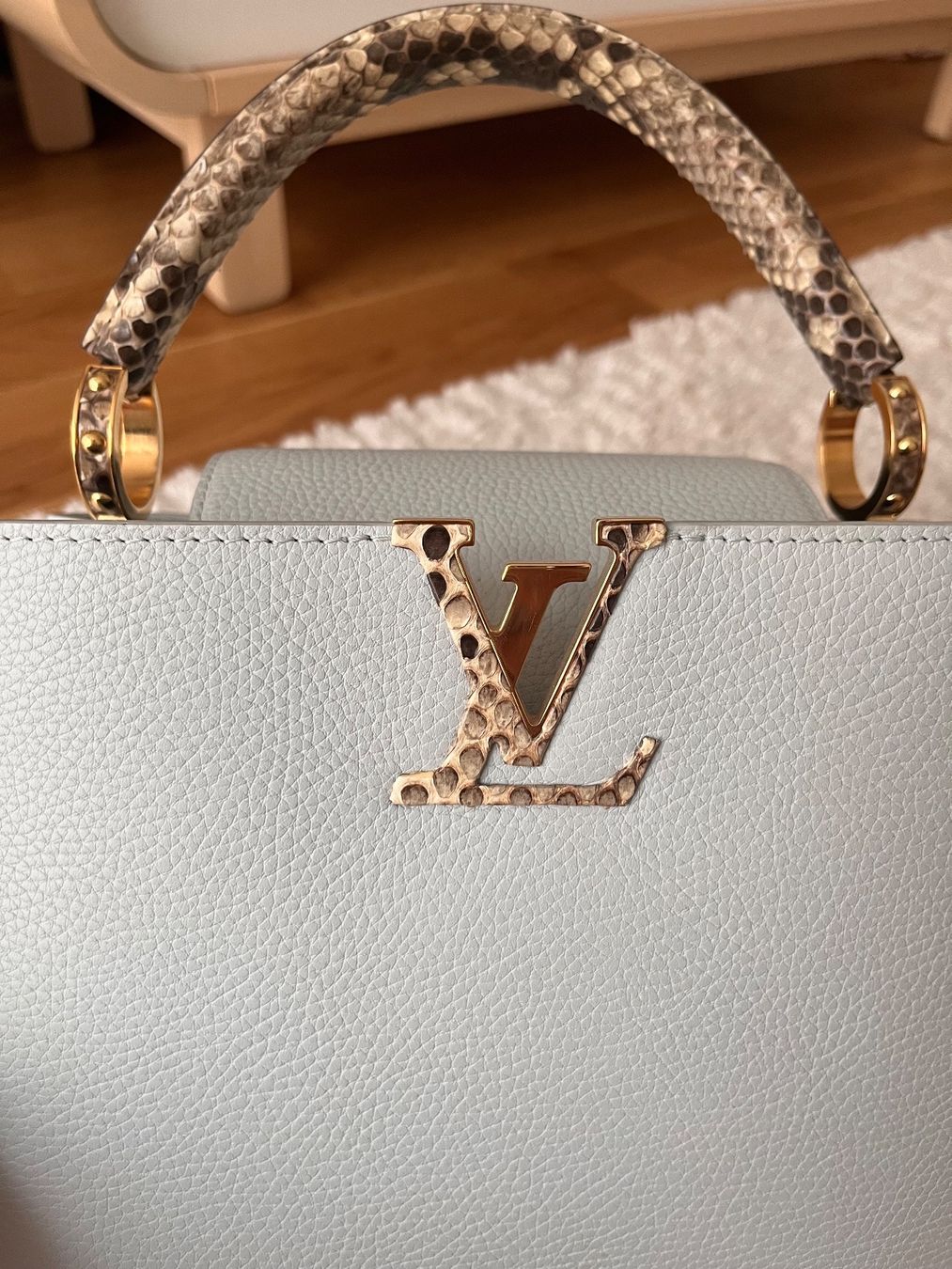 Louis Vuitton Borse da donna: Louis Vuitton Capucines MM mit Phytonleder – Usato da Luzern venduto da bambola92 1