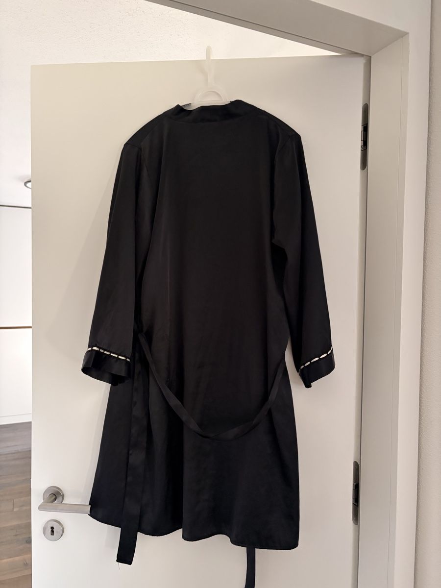 Bademäntel: Schwarzer Bademantel/Kimono Gr.S/M – Gebraucht aus Lachen SZ von AnSi88 1