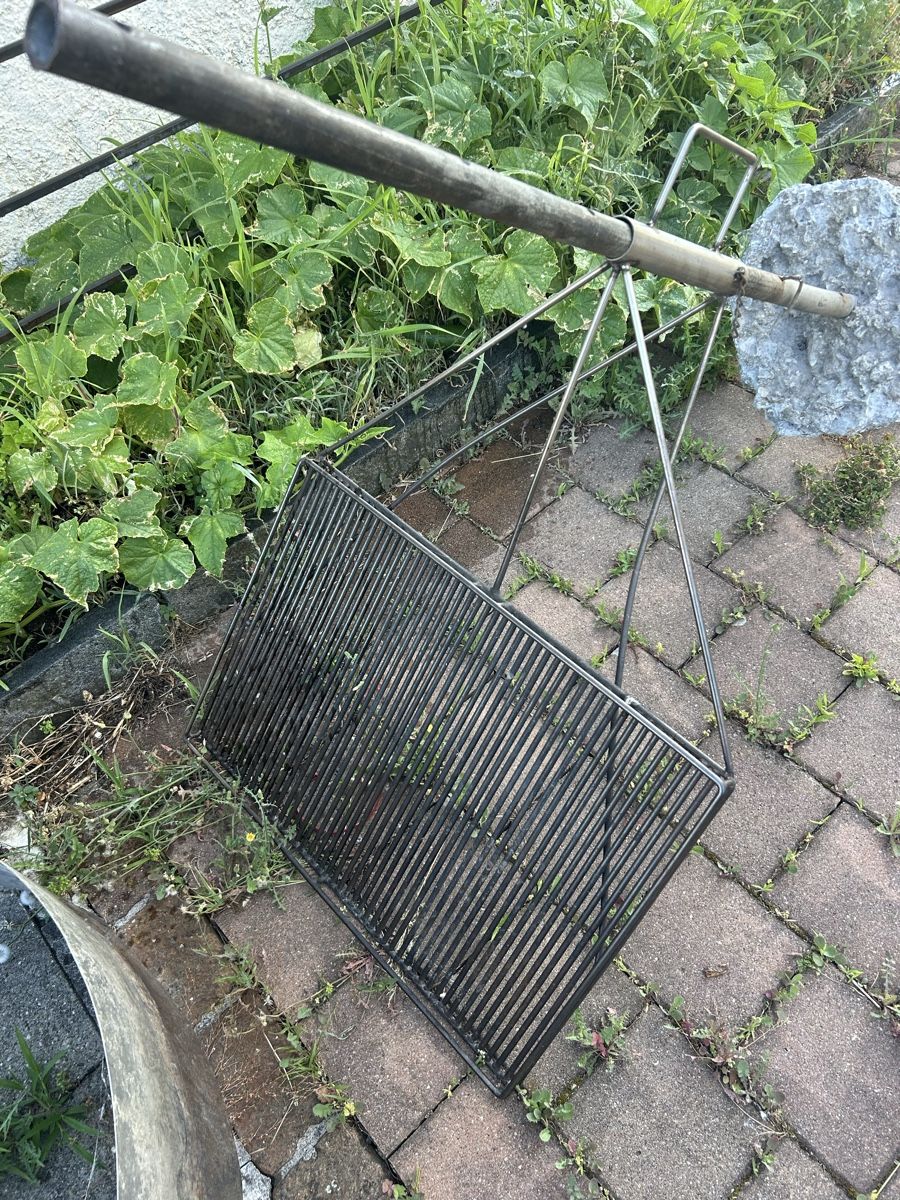 Grils: Grillstelle Edelstahl Gartengrill – D'occasion à Oberriet SG par Justizia1957 3