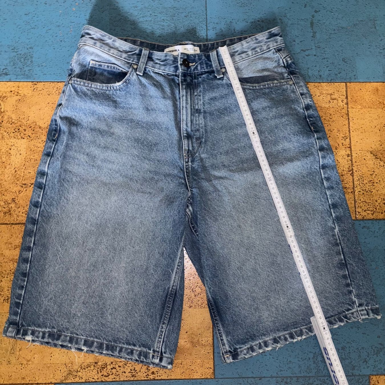Bershka Jeans: Bershka Jorts 42 – Usato da Beggingen venduto da sltz82