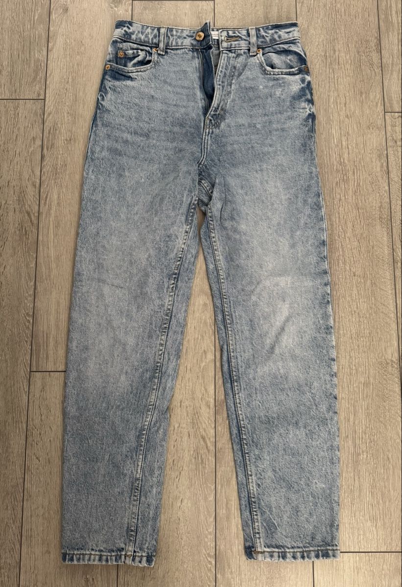 Zara Hosen: ZARA Jeans hellblau Damen, Grösse 34 – Neu (gemäss Beschreibung) aus Altstätten / SG von heikoyzf 1