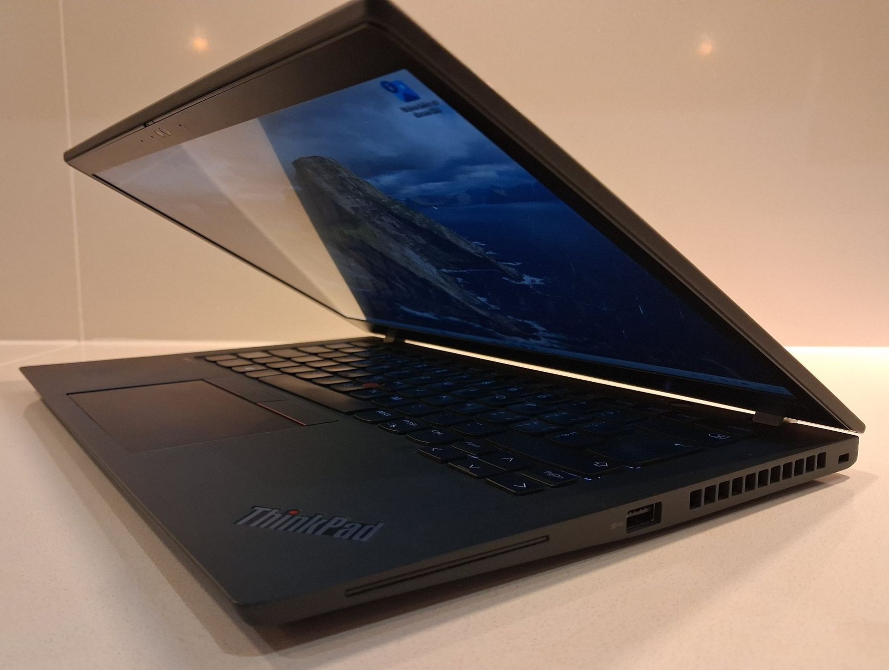 Lenovo Notebook: Lenovo ThinkPad T14s Gen 2a - Windows 11 Pro – Usato da Spreitenbach venduto da chipcom 5