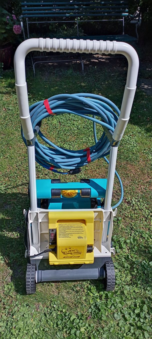 Dolphin Schwimmbad-Zubehör: Poolroboter Dolphin – Gebraucht aus Brugg AG von Flohzi 2