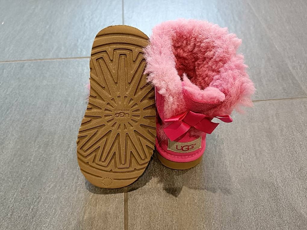 Scarpe per ragazze: Pinke Ugg Gr. 26 – Usato da Pfaffhausen venduto da Mnb84 1