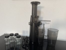 Betty Bossi Slow Juicer compact mit Zubehör