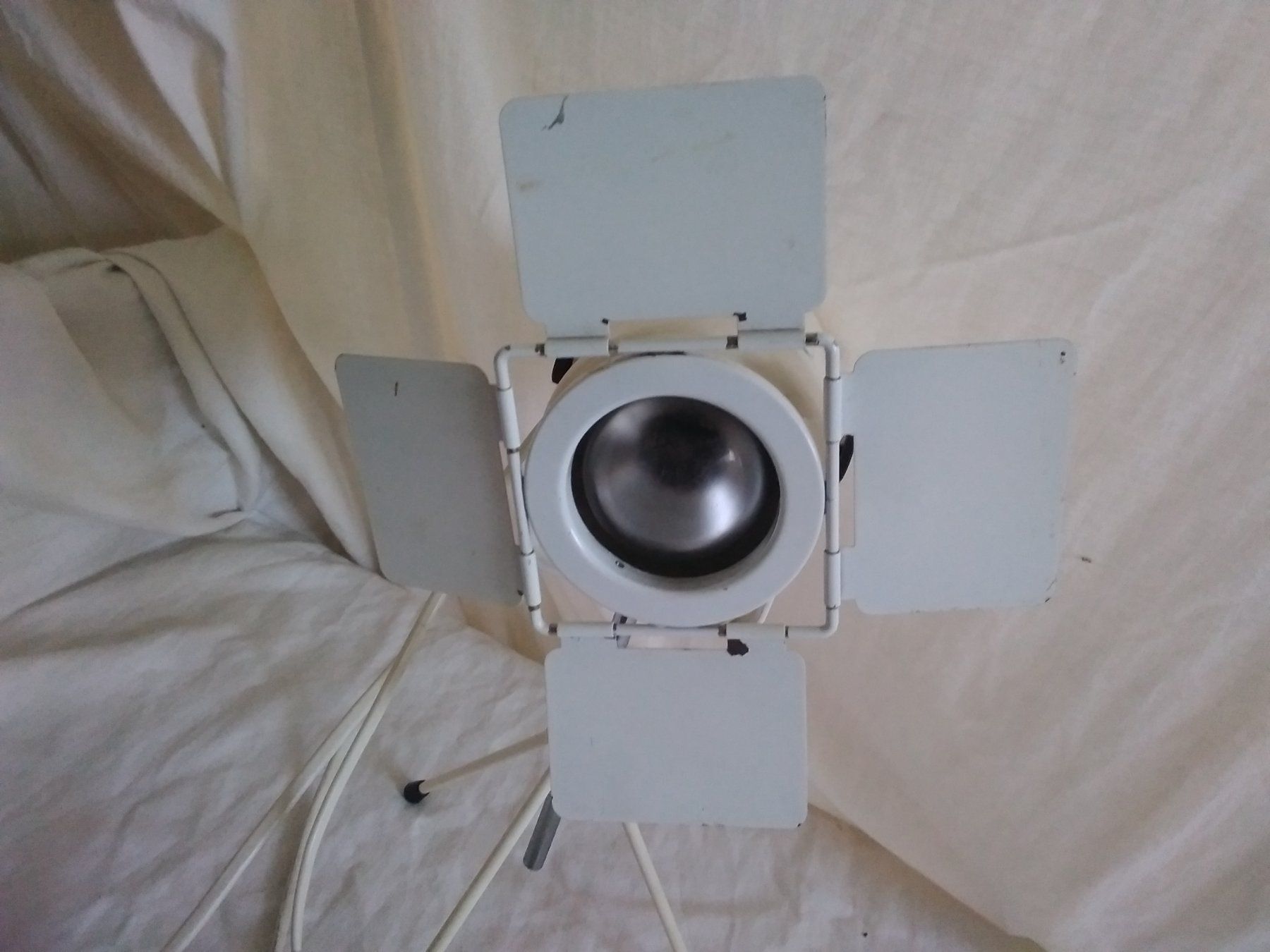 Lampade: Tischlampe Stativlampe Studio Strahler – Usato da Appenzell venduto da lama19 1