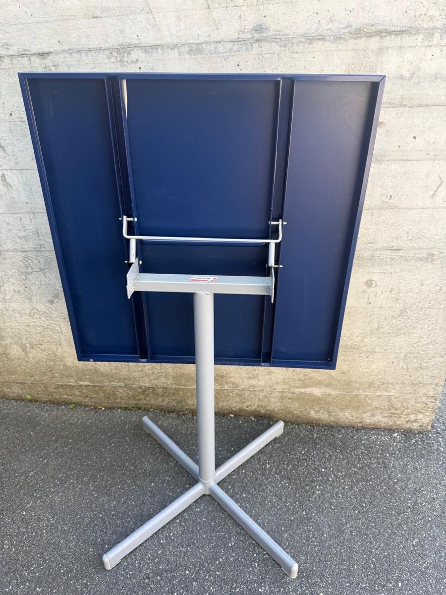 Tavoli: Schaffner Metalltisch  – Usato da Chur venduto da pet_q7kd 3
