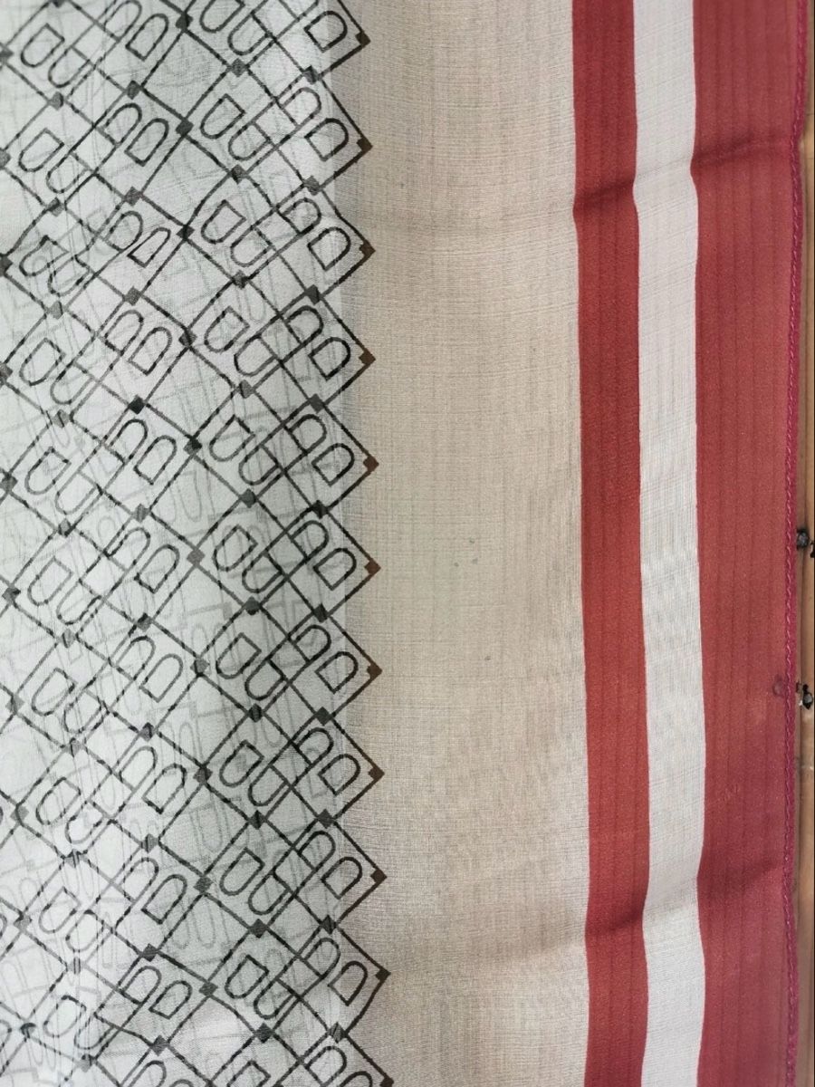 Bally Foulard & Sciarpe: Scarf Bally beige and red pattern, fine garment – Usato da Küsnacht ZH venduto da ben_52mn 2