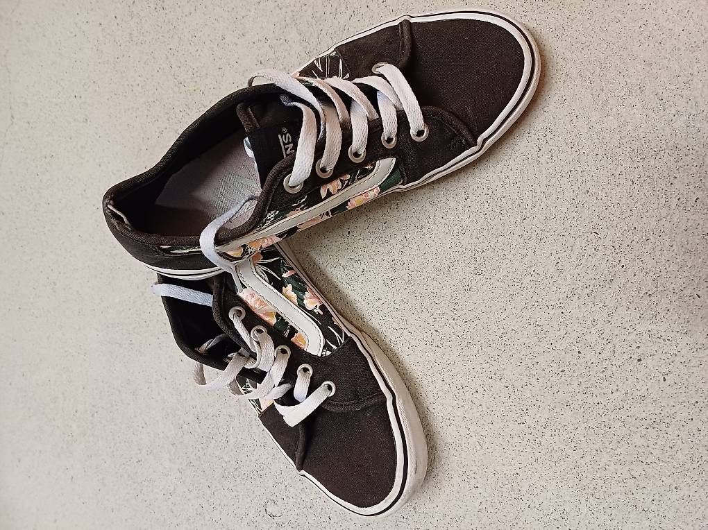 Vans Chaussures hommes: Schuhe Vans – D'occasion à Zürich par jjud