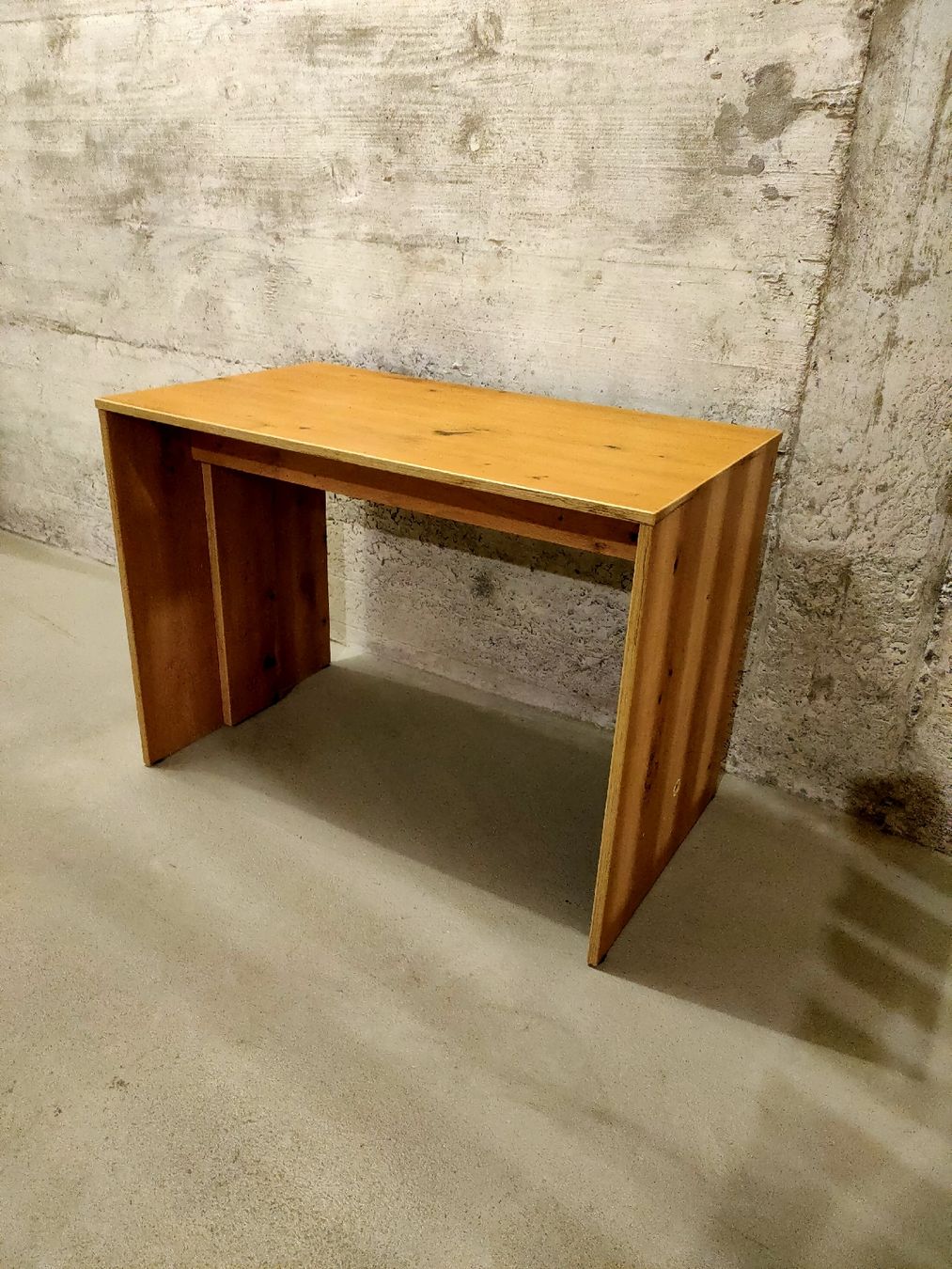 Tische: !!AB 1 CHF!! Holztisch, hellbraun – Gebraucht aus Oberwil b. Zug von PaF_592 2