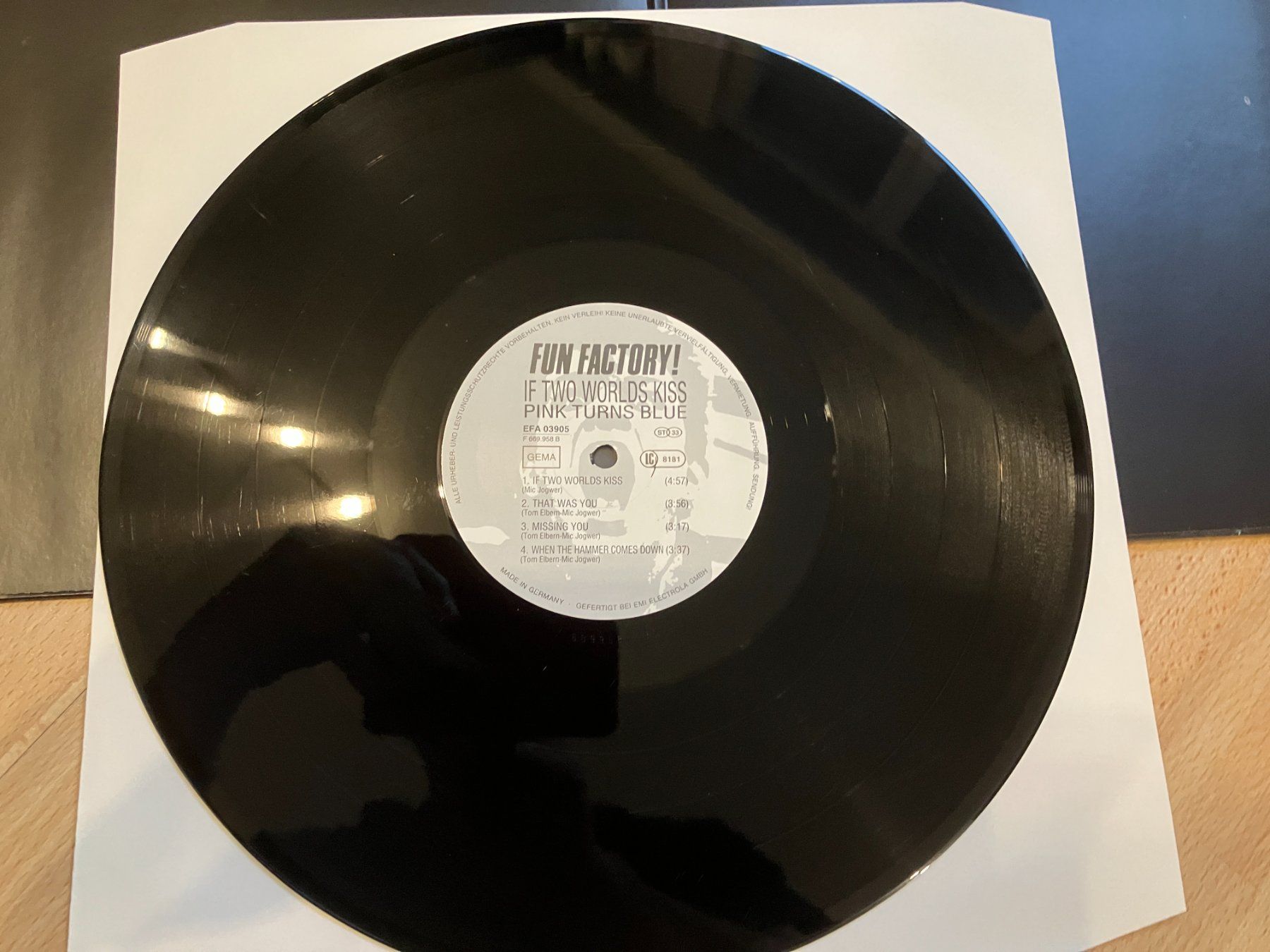 Schallplatten: Pink Turns Blue – Gebraucht aus Aarwangen von Jukebox3 7