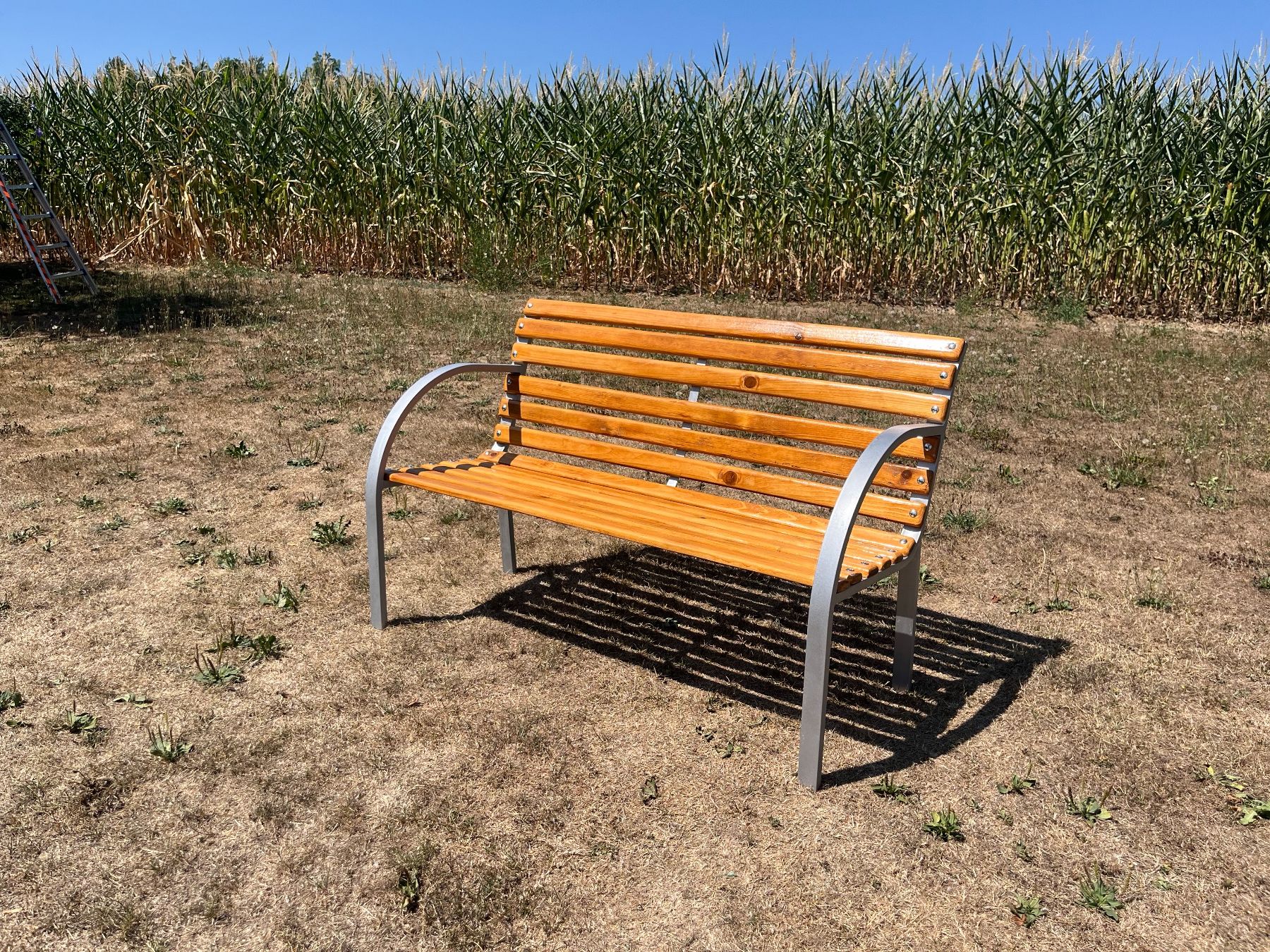 Bancs: Gartenbank Restauriert – D'occasion à Allmendingen b. BE par juair 4