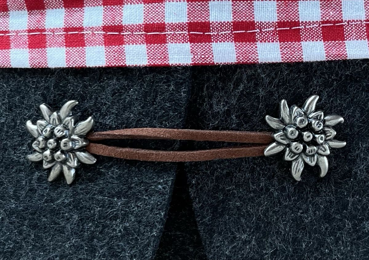 Contenitori & Simili: Brotkörbchen Folklore-, Edelweiss-Motiv, neu – Nuovo e nell'imballaggio originale da Engelburg venduto da rautibus 4