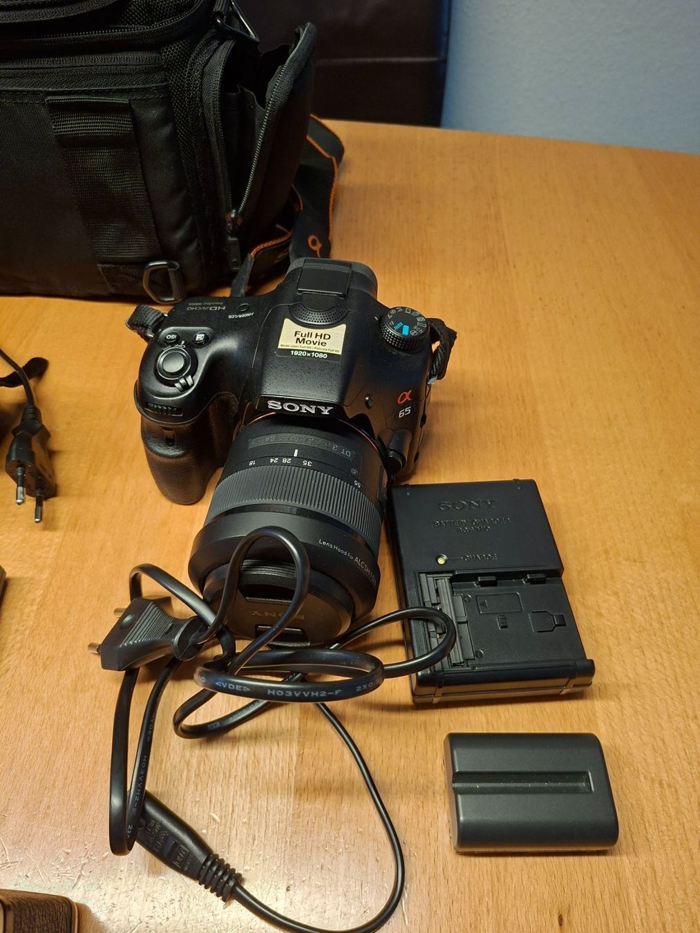 Appareil photo: Sony a65, Canon 50D, Analog Kamera – D'occasion à Reinach BL par aequo 2