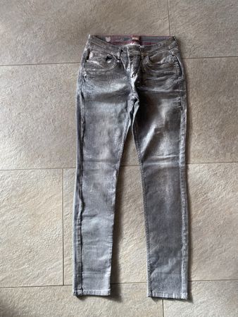 Neue Street One Jeans Style Crissi 29/32 Grau mit Silber