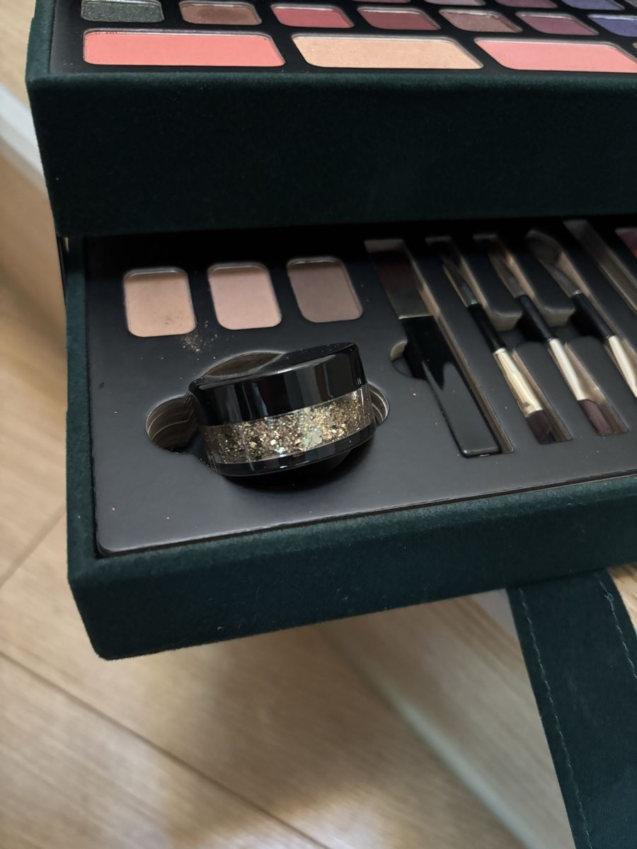 Make-up: Make-up Set Schminkkoffer mit Spiegel  – Neu (gemäss Beschreibung) aus Gerlafingen von man_gnw5 6