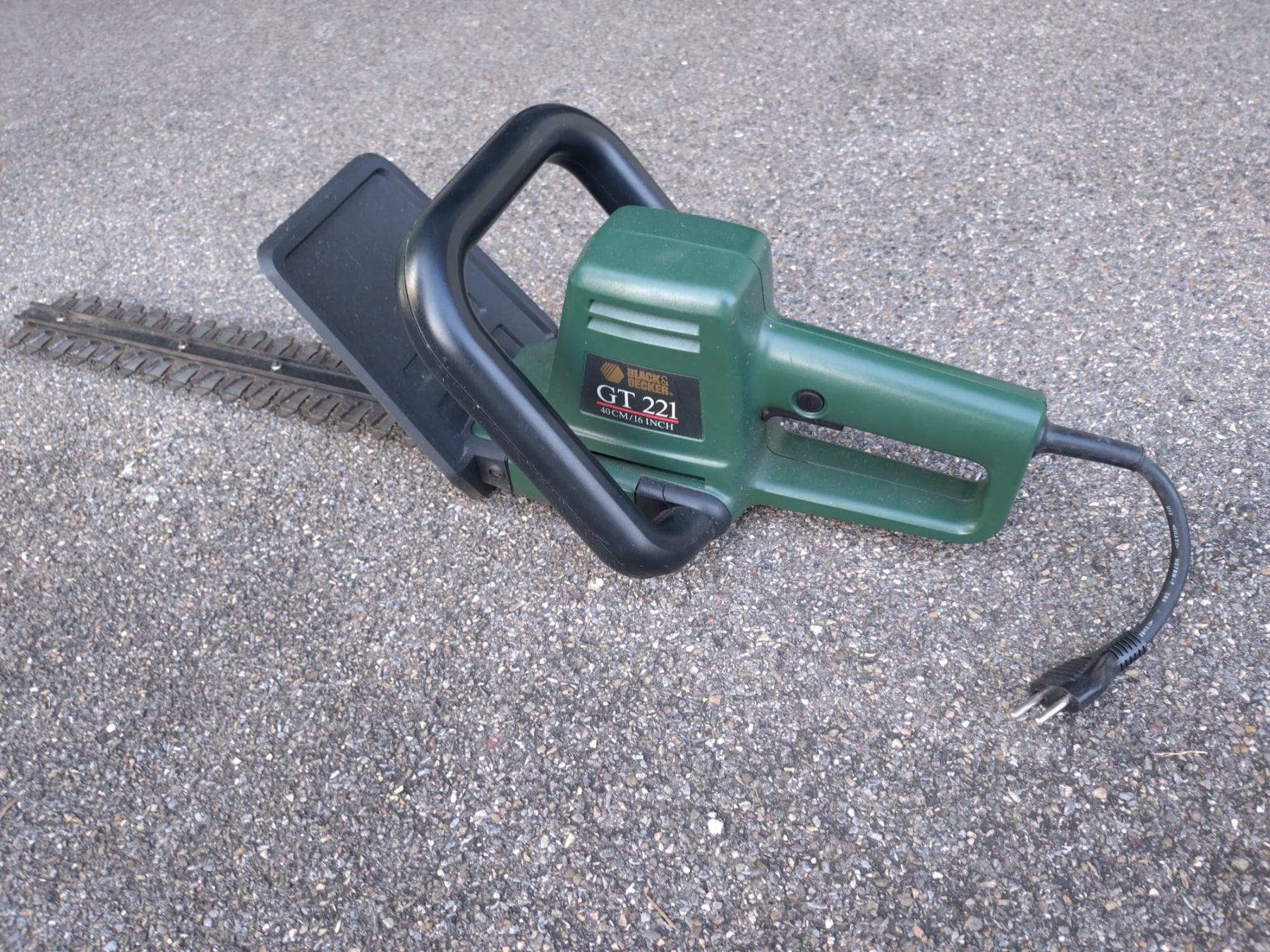 Tutte le macchine: Heckenschere Black & Decker GT 221 – Usato da Wald ZH venduto da darioq21 6