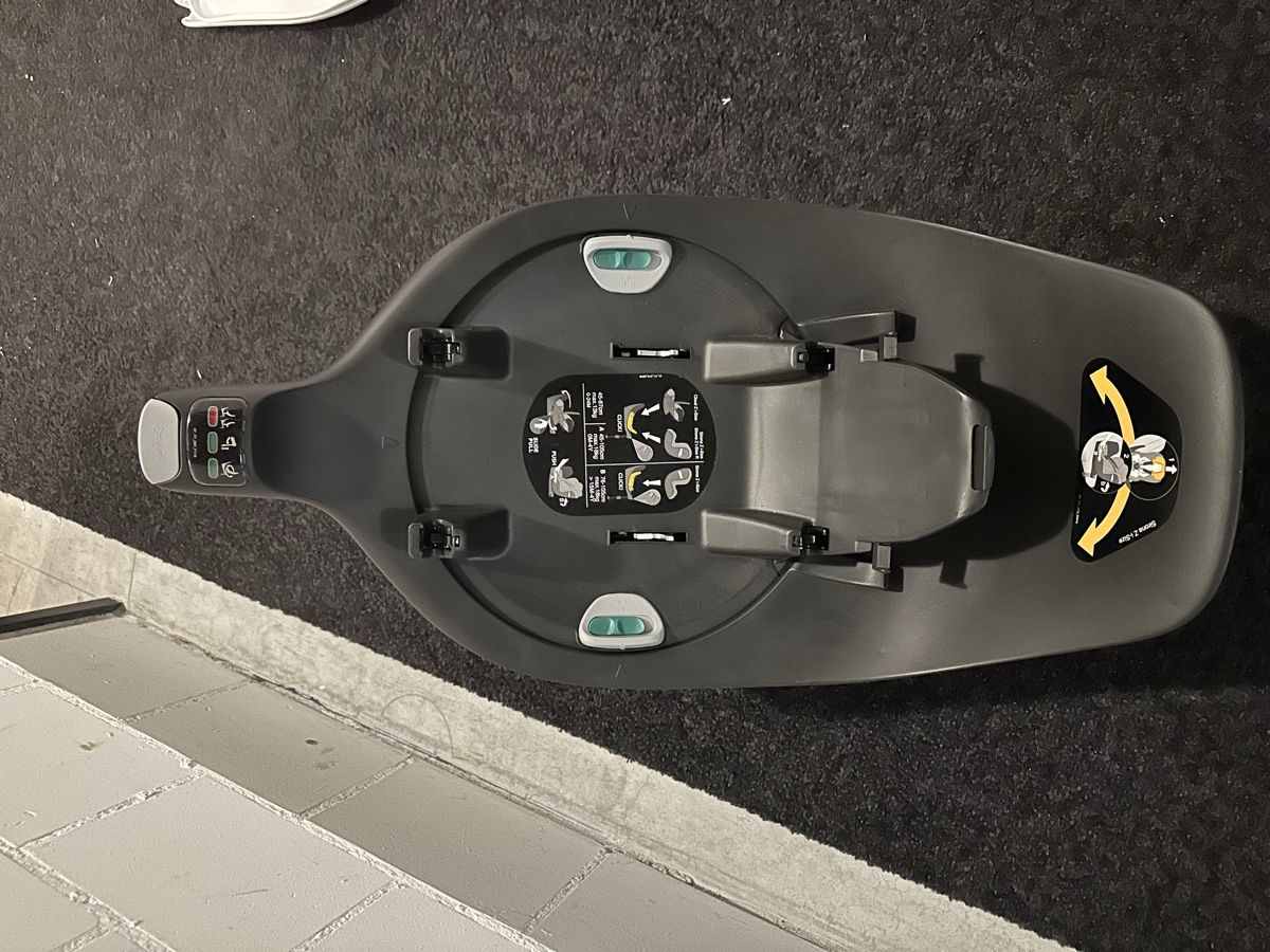 Fixations: Cybex Base Sirona Z i-Size – D'occasion à Diepoldsau par fashionandmore 2