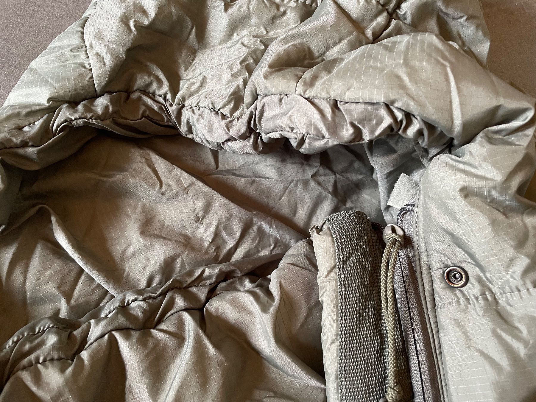 Schweizer Armee Sacchi a pelo: Sac de couchage original US army – Usato da Oberbütschel venduto da Woodie2005 2