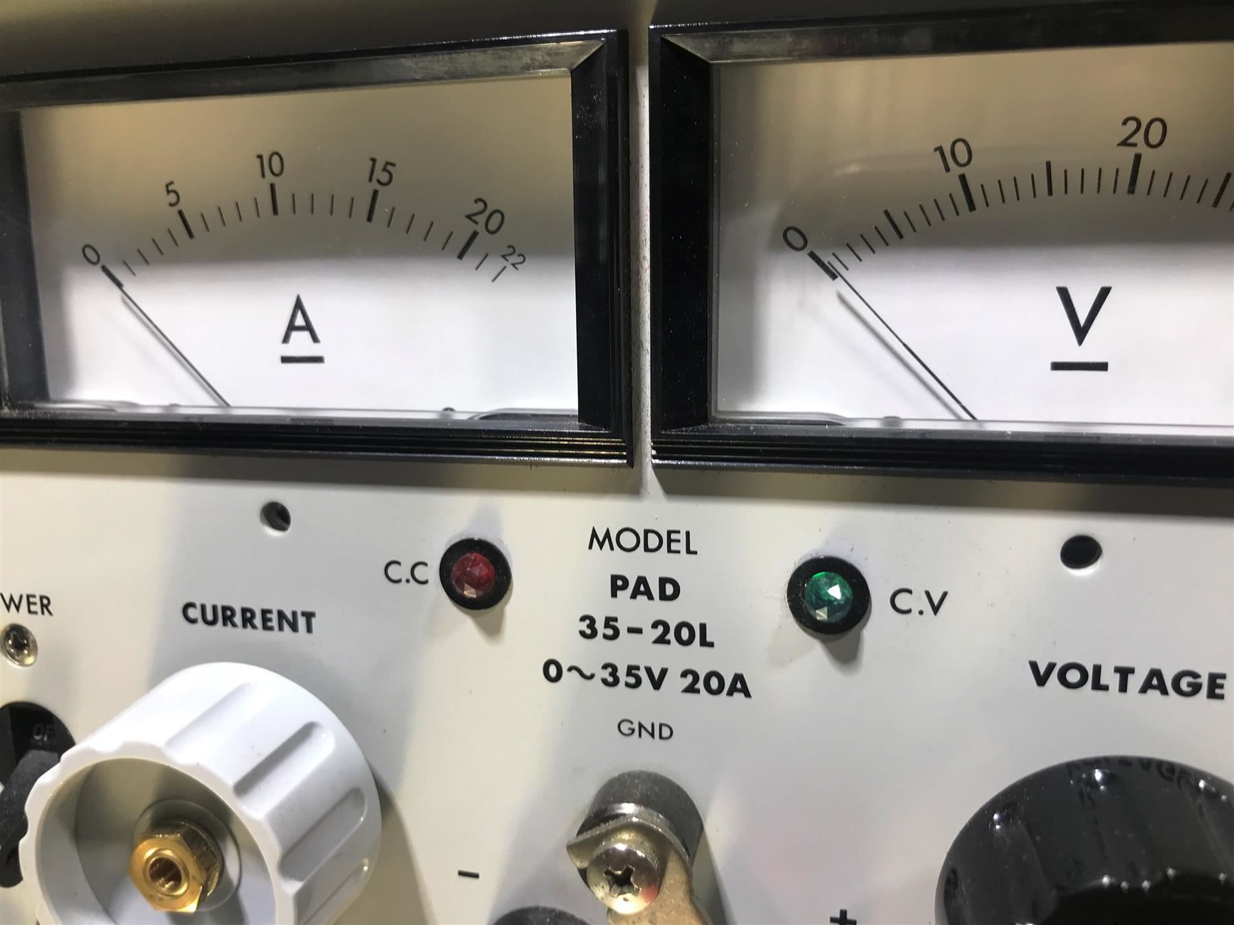 Componenti elettronici: Kikusui Regulated DC Power Supply Model – Usato da Laufenburg venduto da Sirluger 1