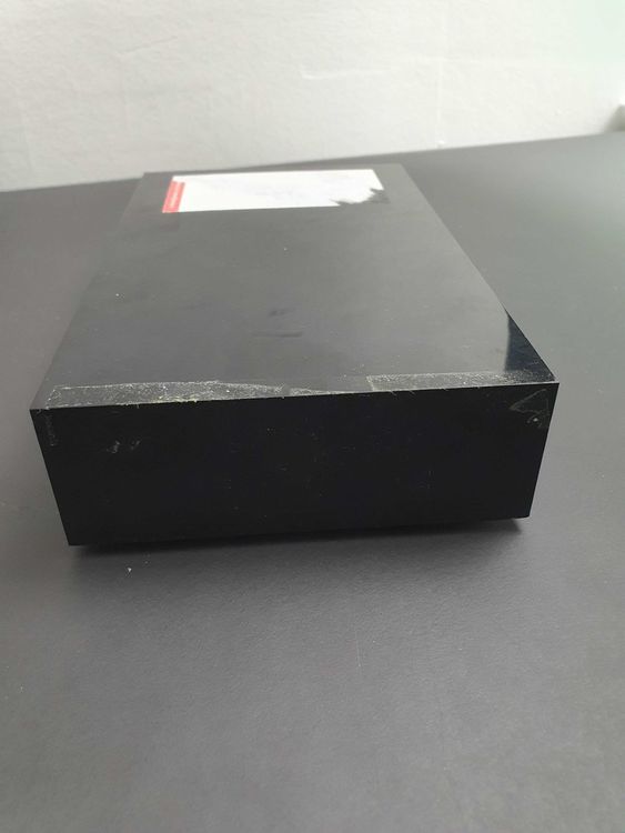 Lacie Dischi rigidi: LaCie Neil Poulton 1TB Festplatte - Top Zustand, getestet! – Usato da Zürich venduto da elhopper
