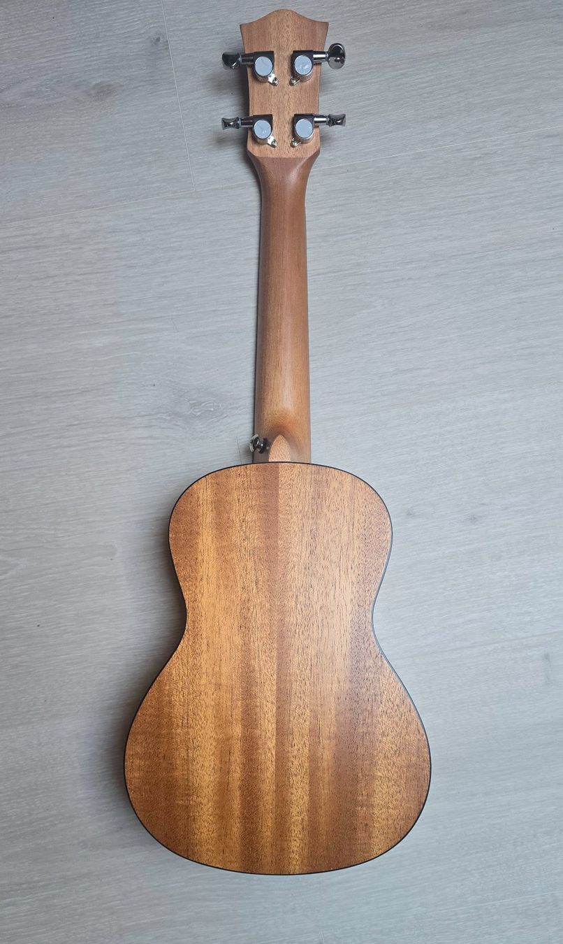 Strumenti musicali: Ukulele HH 2150 – Nuovo (secondo la descrizione) da Schübelbach venduto da Samantha8R 2