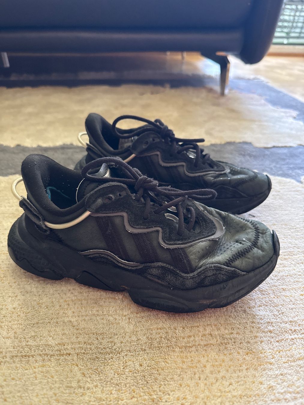 Herrenschuhe: Adidas OZWEEGO Shoes -Gr 36 – Gebraucht aus Zug von Jm2005