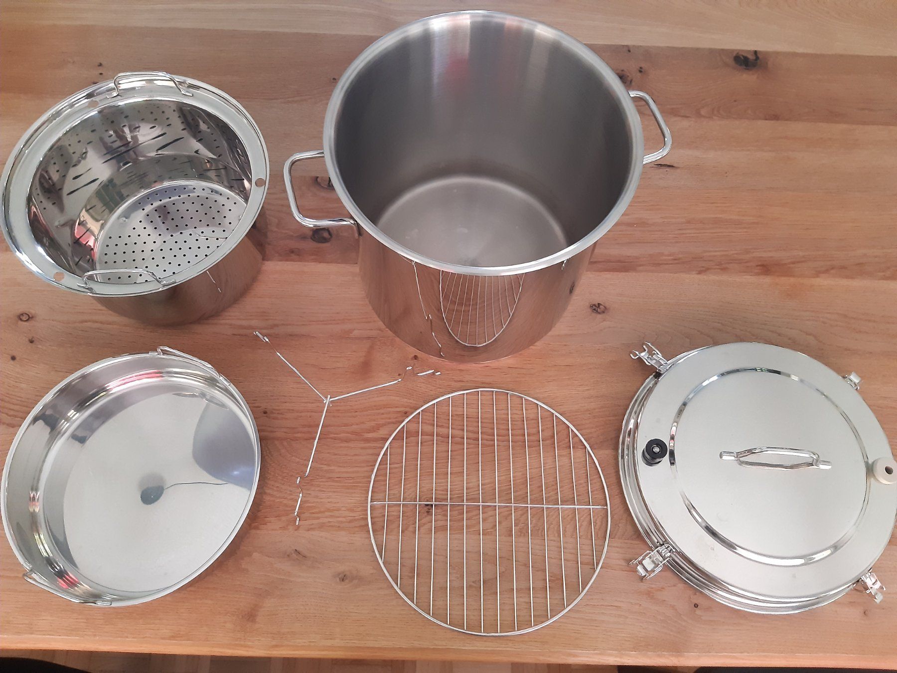 Elettrodomestici da cucina: Westfalia Multitopf/Saftgewinner, komplett – Usato da Winterthur venduto da Heliophobous 4