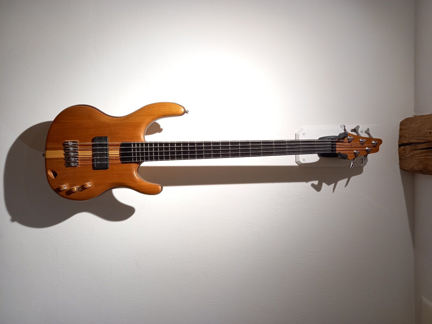 Musikinstrumente: e-Bass 5 Saiten passiv – Gebraucht aus Buch b. Kümmertshausen von accipitergentilis