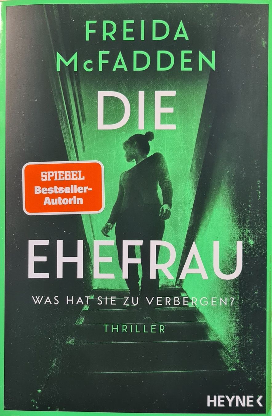 Livres: Buch Freida McFadden "Die Ehefrau) – D'occasion à Islikon par EFH651