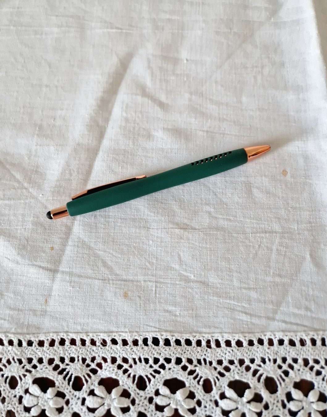 Altra biancheria da tavola: Antike Tischdecke 1930 Monogramm K – Usato da Bern venduto da Antikbatik 9