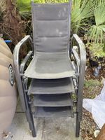 Gartenstühle grau stapelbar 4 Stück gebrauchter Zustand