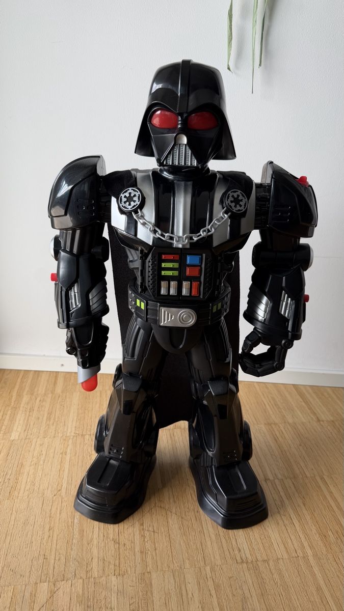 Giocattoli: Darth Vader Bot mit Licht & Sound - 60 cm – Usato da Pratteln venduto da Paddy_311 1